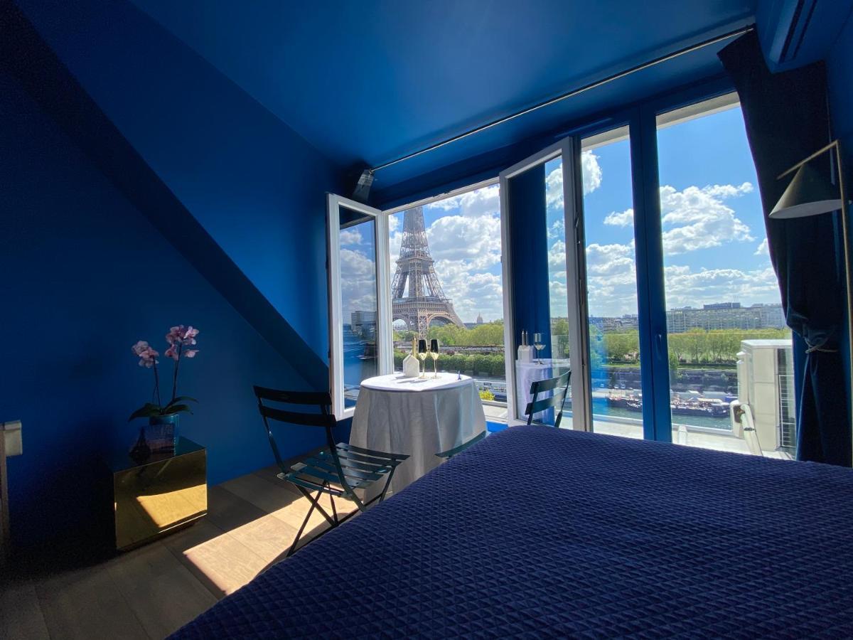 Eiffel Tower Romantic View Appartamento Parigi Esterno foto